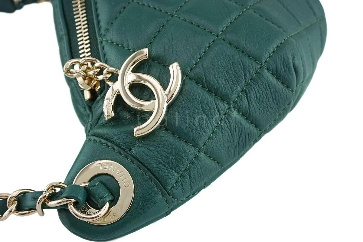 18K Chanel Emerald Green Classic Banane Fanny Pack Belt Bag GHW