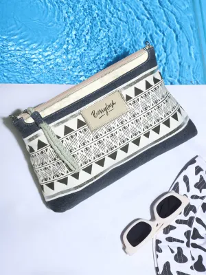 Berrylush Women Blue & White Ethnic Motif Printed Canvas Detachable Sling Strap Small Clutch/Sling Bag