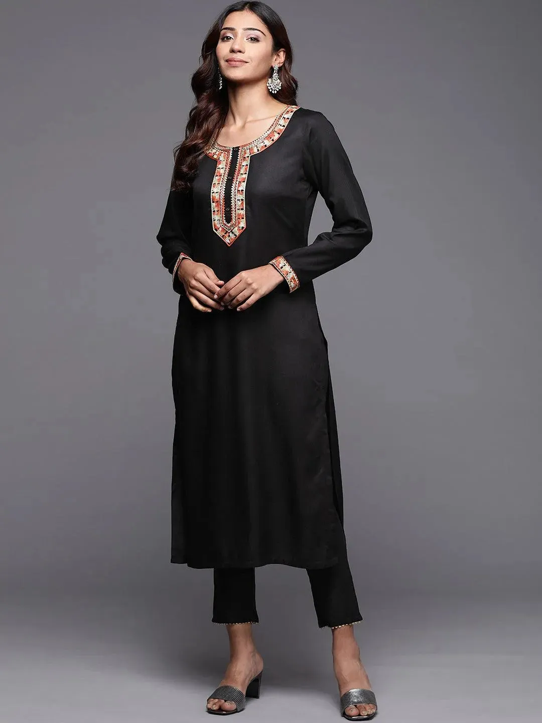 Black Embroidered Pashmina Wool Straight Kurta