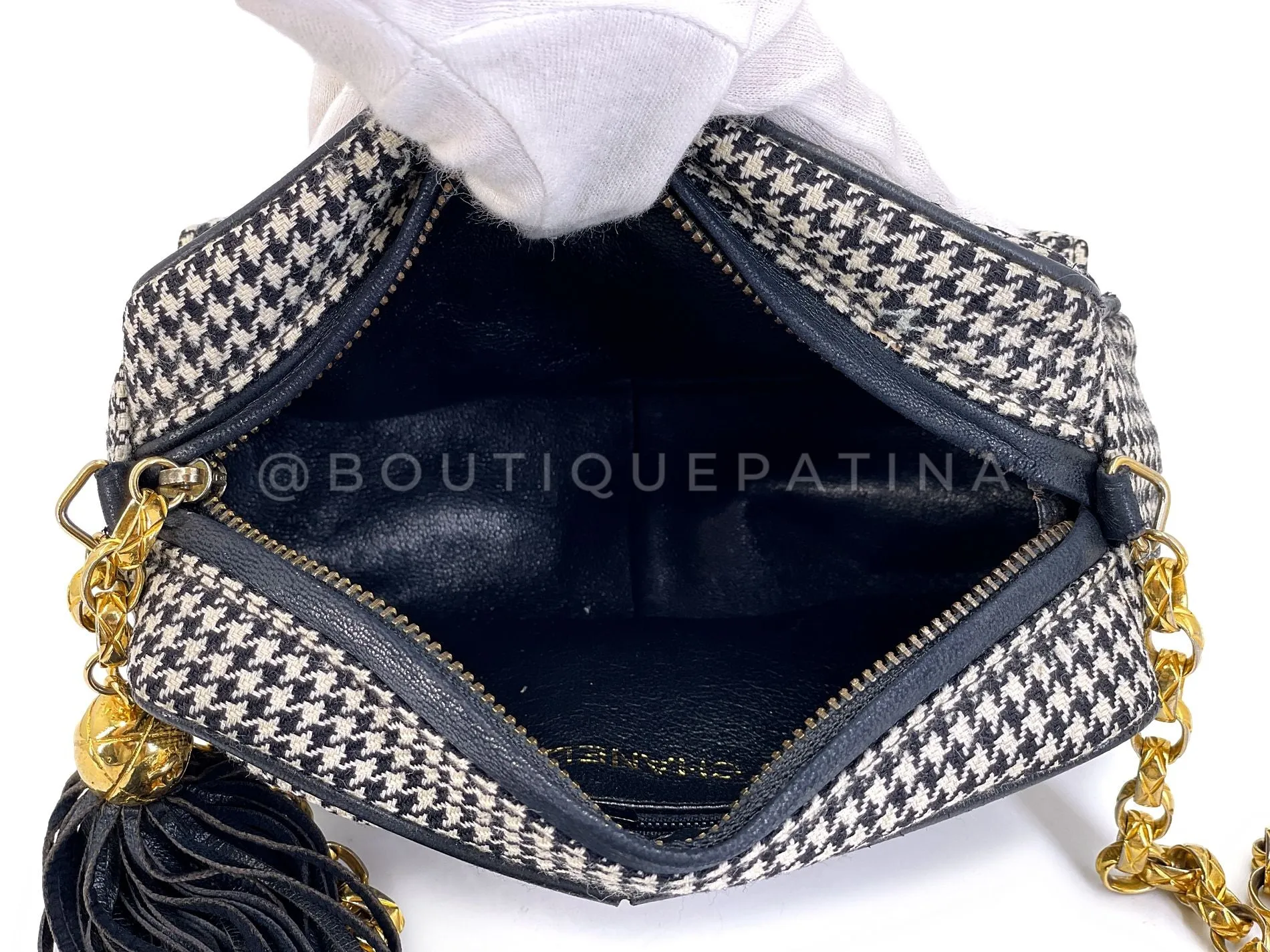 Chanel 1991 Vintage Mini Houndstooth Camera Bag 24k GHW Black White O9N