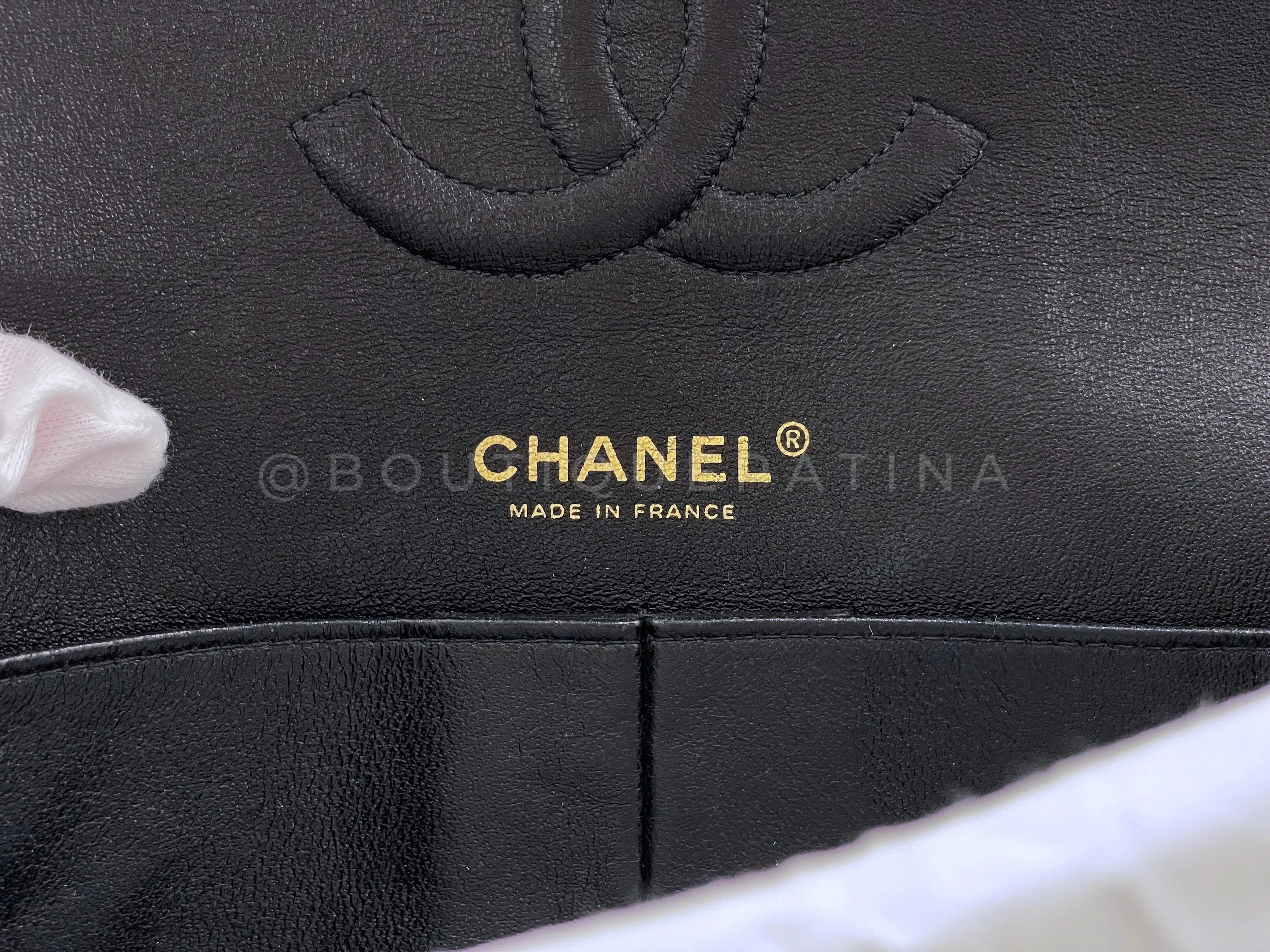 Chanel 2004 Vintage Black Caviar Medium Classic Double Flap Bag 24k GHW