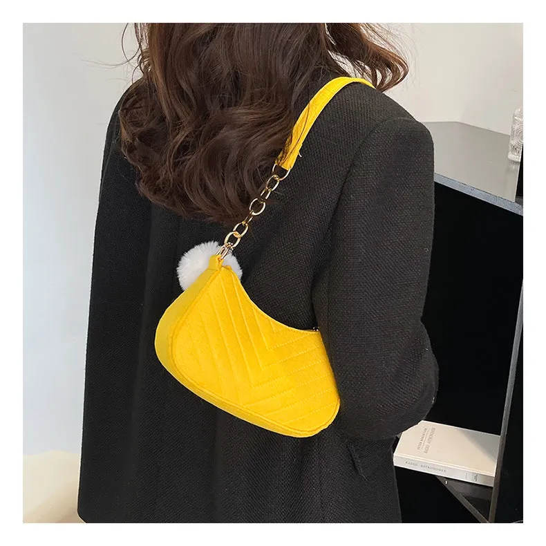 DUNNMALL Foreign Trade Fashion Casual Fur Ball Women's Bag 2022 Fresh and Retro Messenger Bag Graceful and Fashionable Shoulder Western Style Small Square Bag