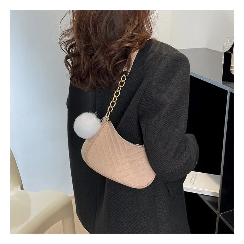 DUNNMALL Foreign Trade Fashion Casual Fur Ball Women's Bag 2022 Fresh and Retro Messenger Bag Graceful and Fashionable Shoulder Western Style Small Square Bag