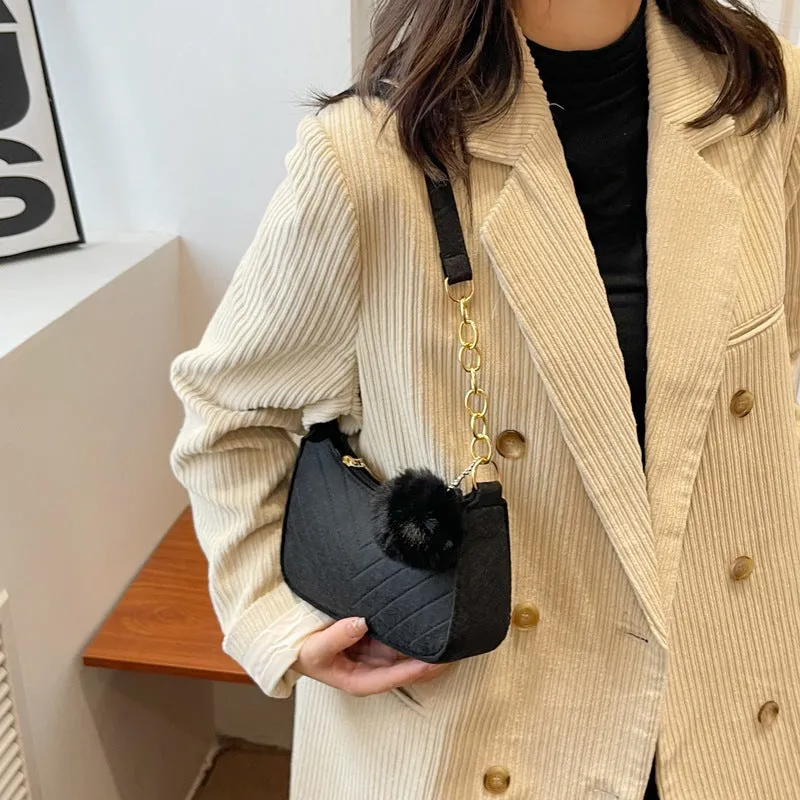 DUNNMALL Foreign Trade Fashion Casual Fur Ball Women's Bag 2022 Fresh and Retro Messenger Bag Graceful and Fashionable Shoulder Western Style Small Square Bag