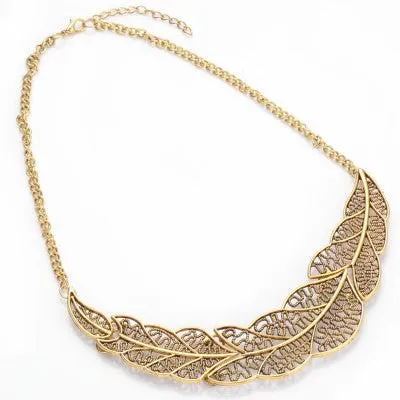 Fashionable Hollow Leaf Alloy Necklace for Ladies