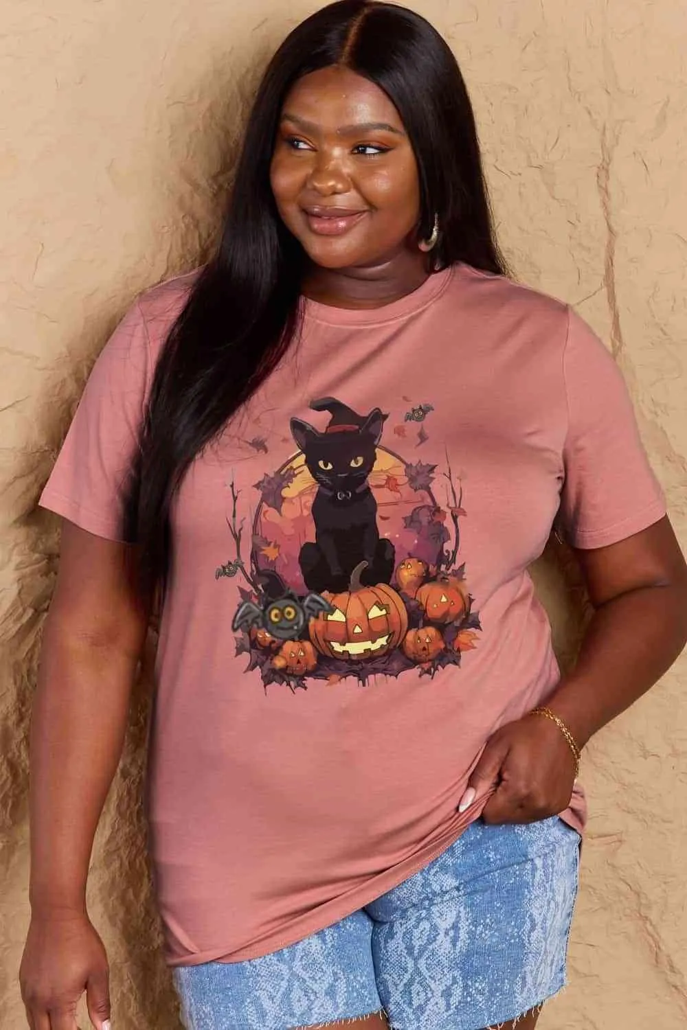 Full Size Halloween Theme Graphic T-Shirt