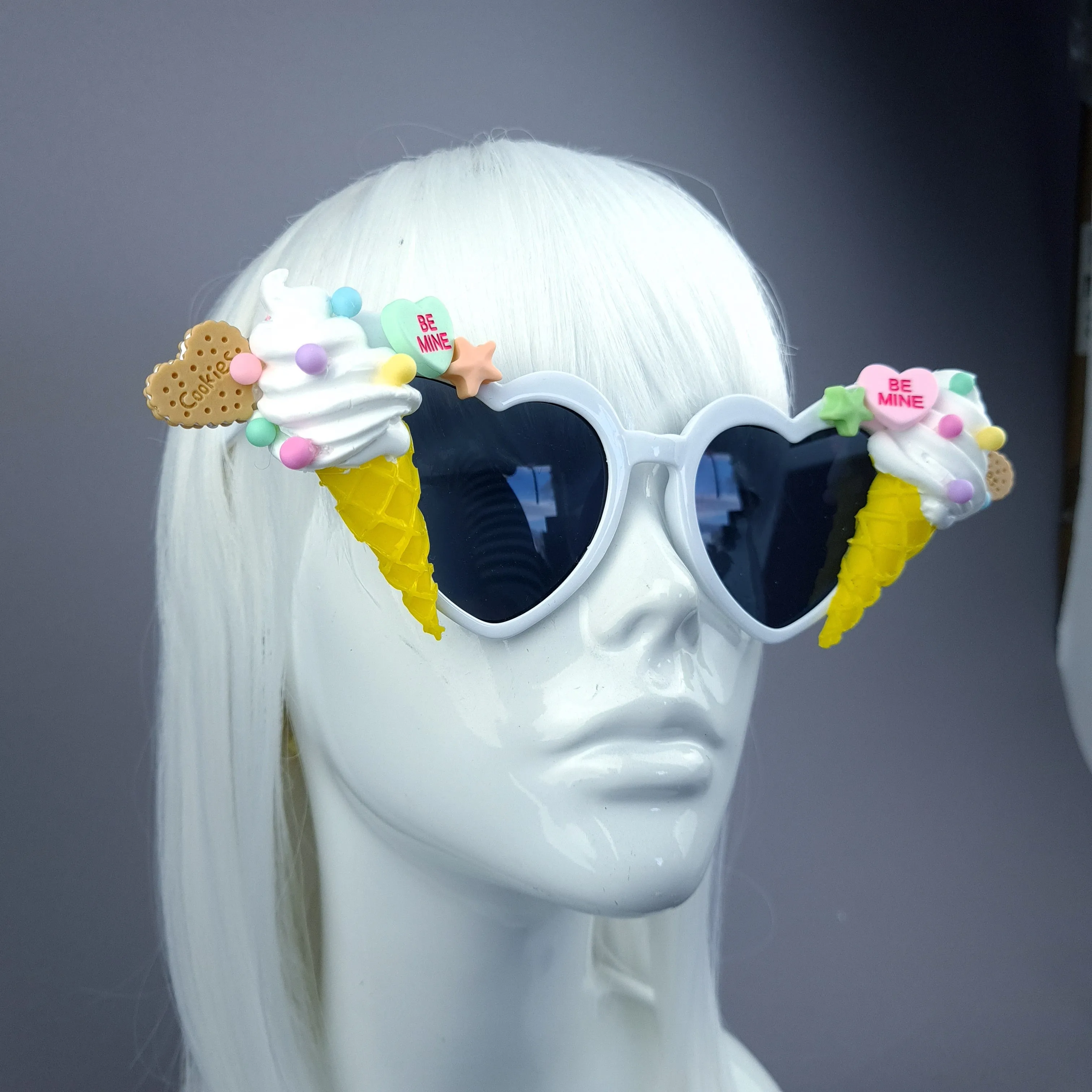 "Treat" White Ice-cream Candy Sweet Sunglasses