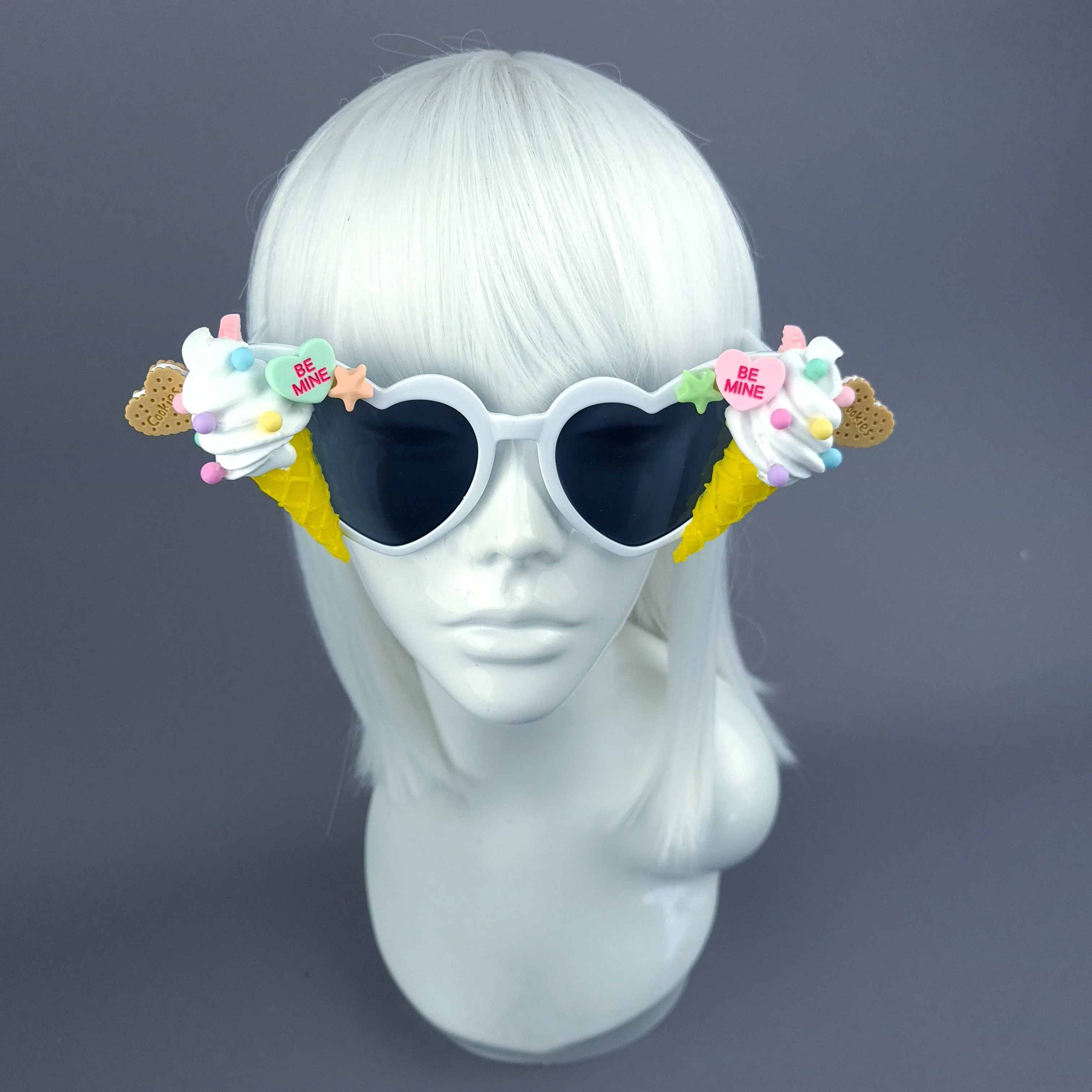 "Treat" White Ice-cream Candy Sweet Sunglasses