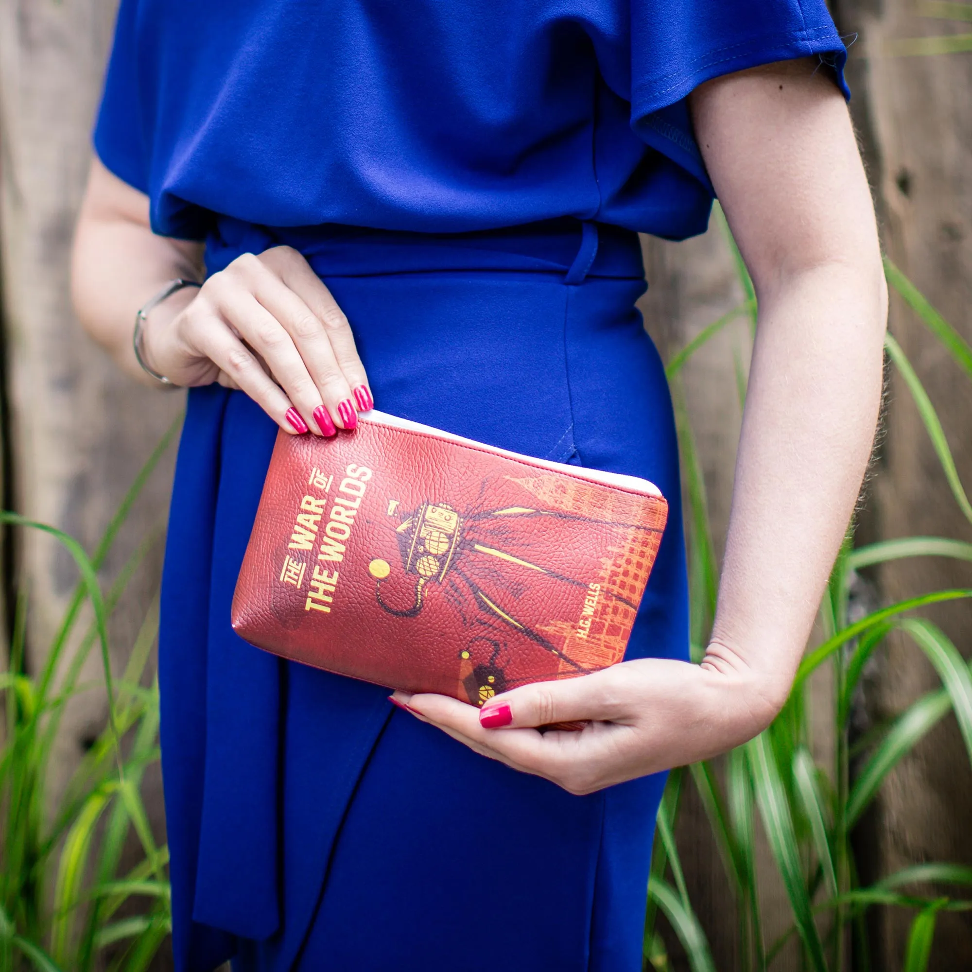 The War of the Worlds Dark Red Book Pouch Purse Clutch