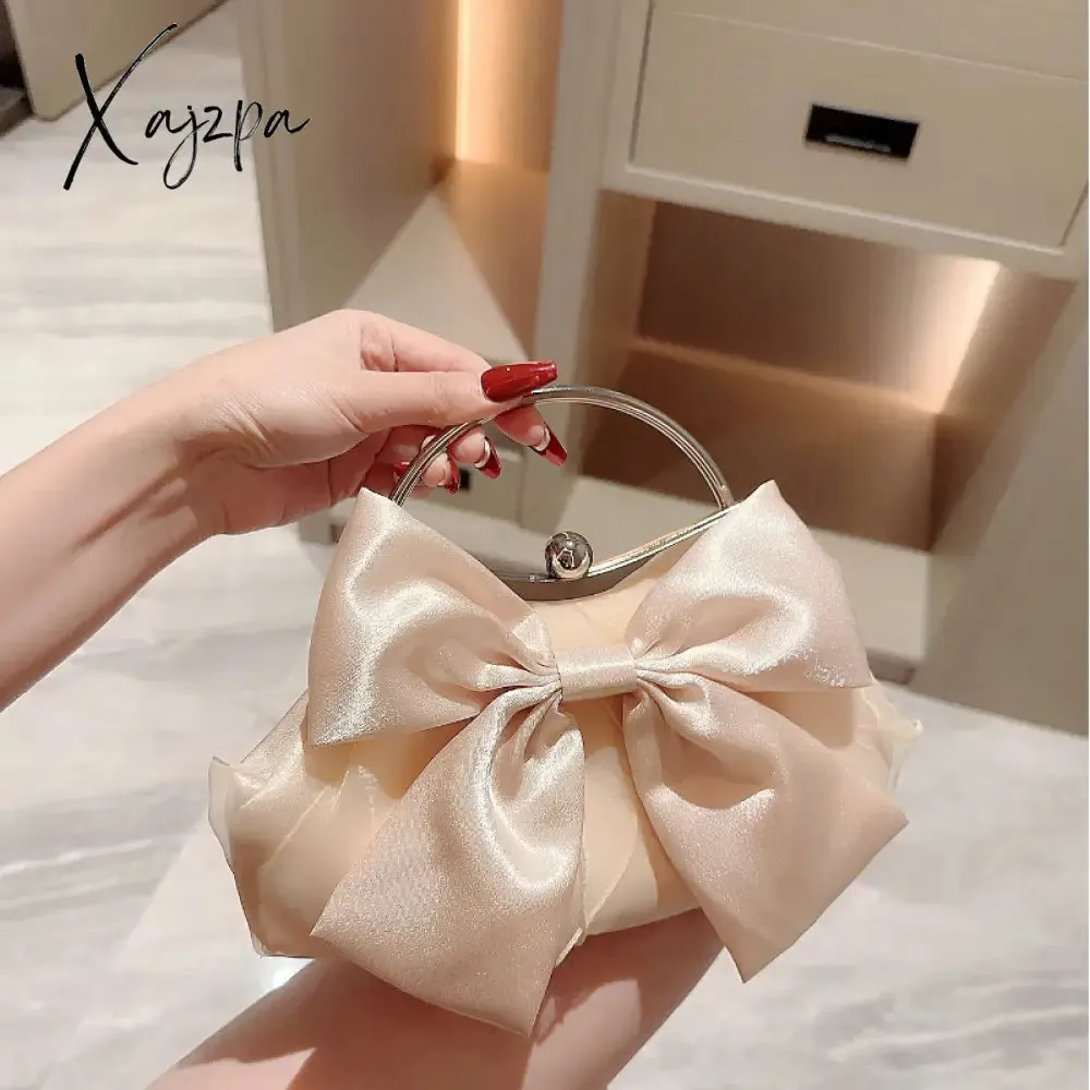 Xajzpa - Elegant Bow Decor Kiss Lock Clutch - Dinner & Evening Purse with Textured Frame & Glossy Metal Chain